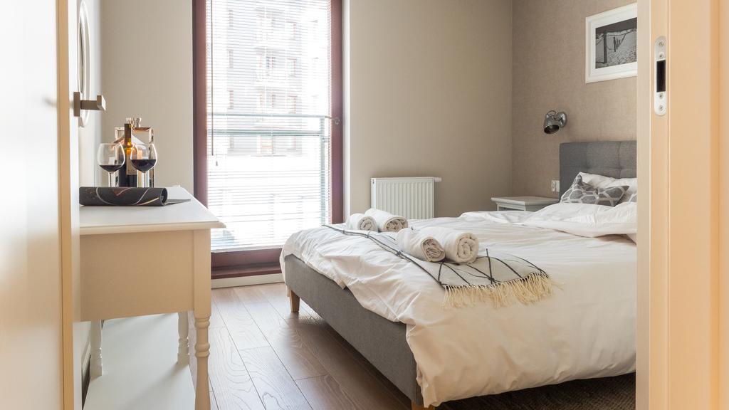 City Center - Riverside By Apartmore Gdansk Bagian luar foto