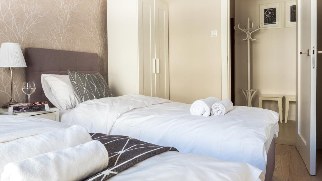 City Center - Riverside By Apartmore Gdansk Bagian luar foto